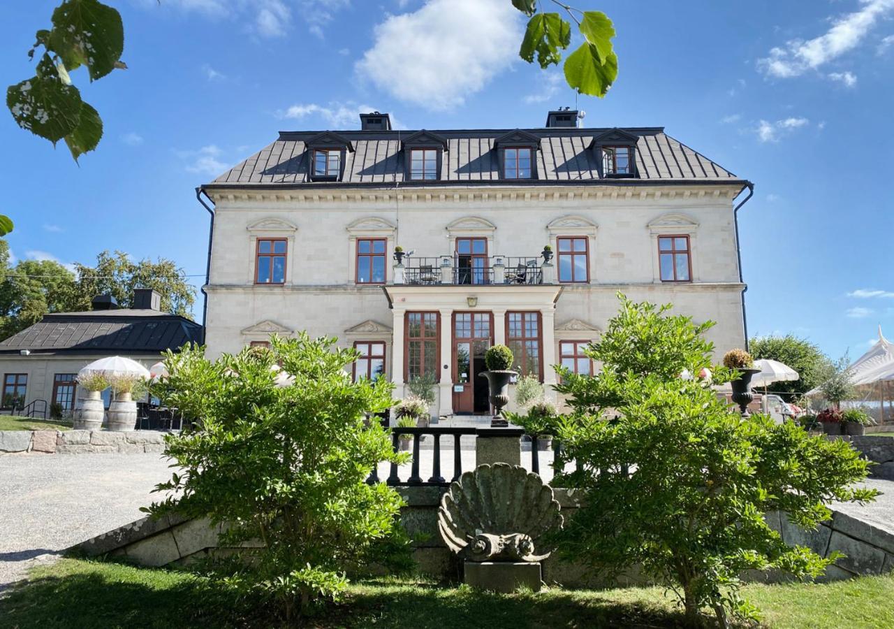 Goervaelns Slott Hotel Järfälla község Kültér fotó