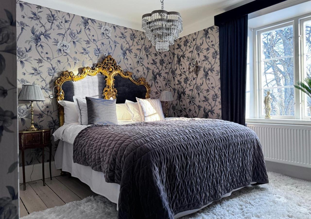 Goervaelns Slott Hotel Järfälla község Kültér fotó