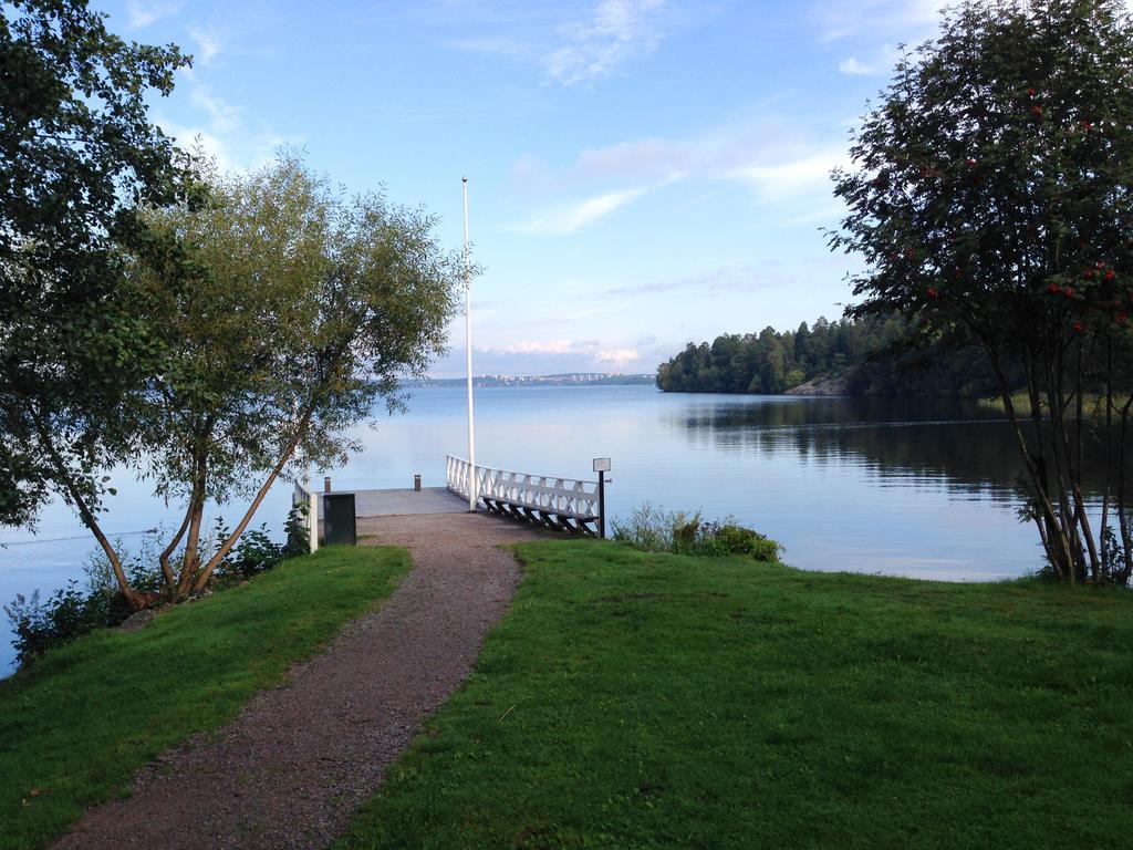 Goervaelns Slott Hotel Järfälla község Kültér fotó