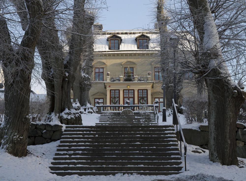 Goervaelns Slott Hotel Järfälla község Kültér fotó