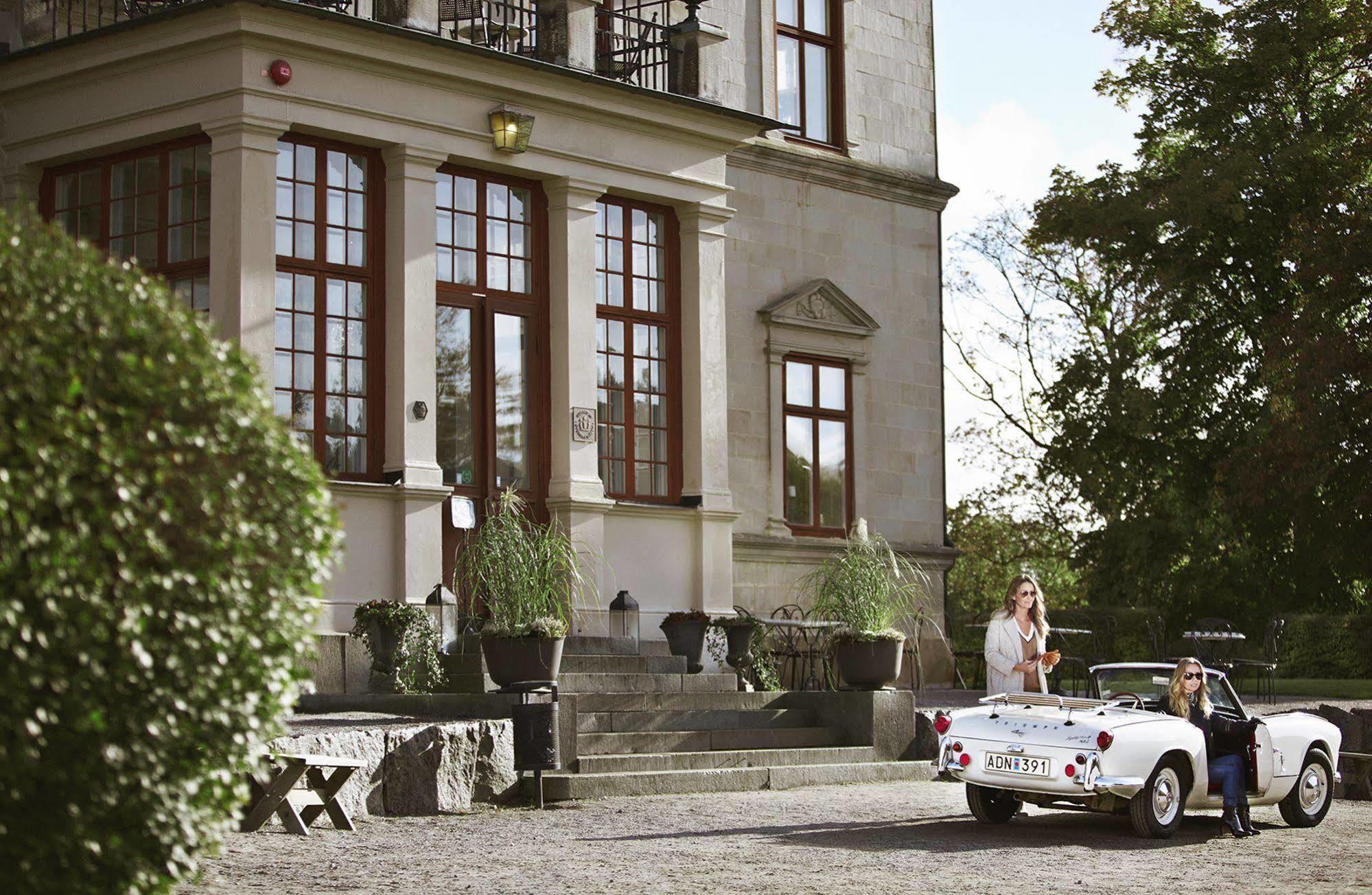 Goervaelns Slott Hotel Järfälla község Kültér fotó