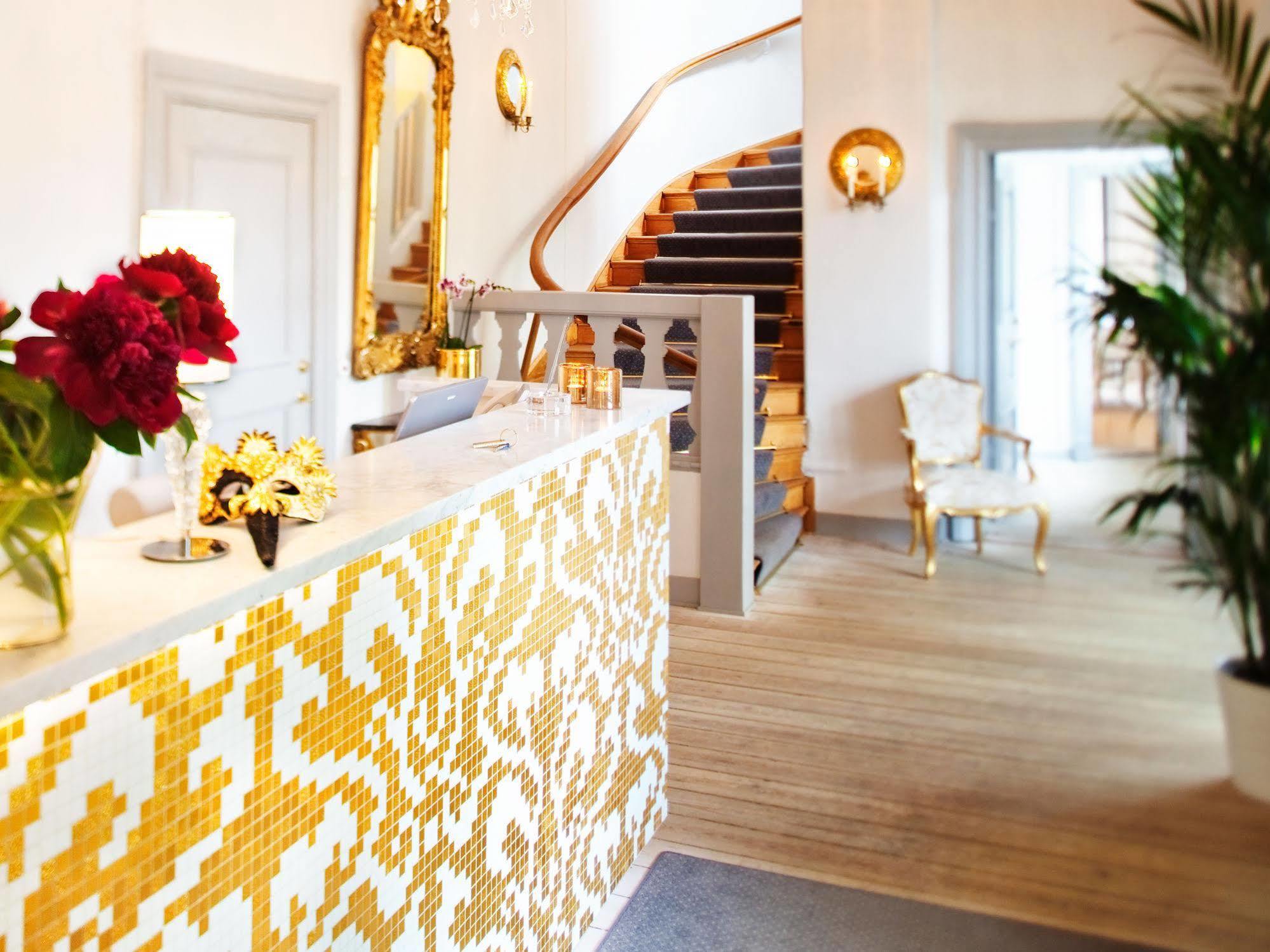 Goervaelns Slott Hotel Järfälla község Kültér fotó