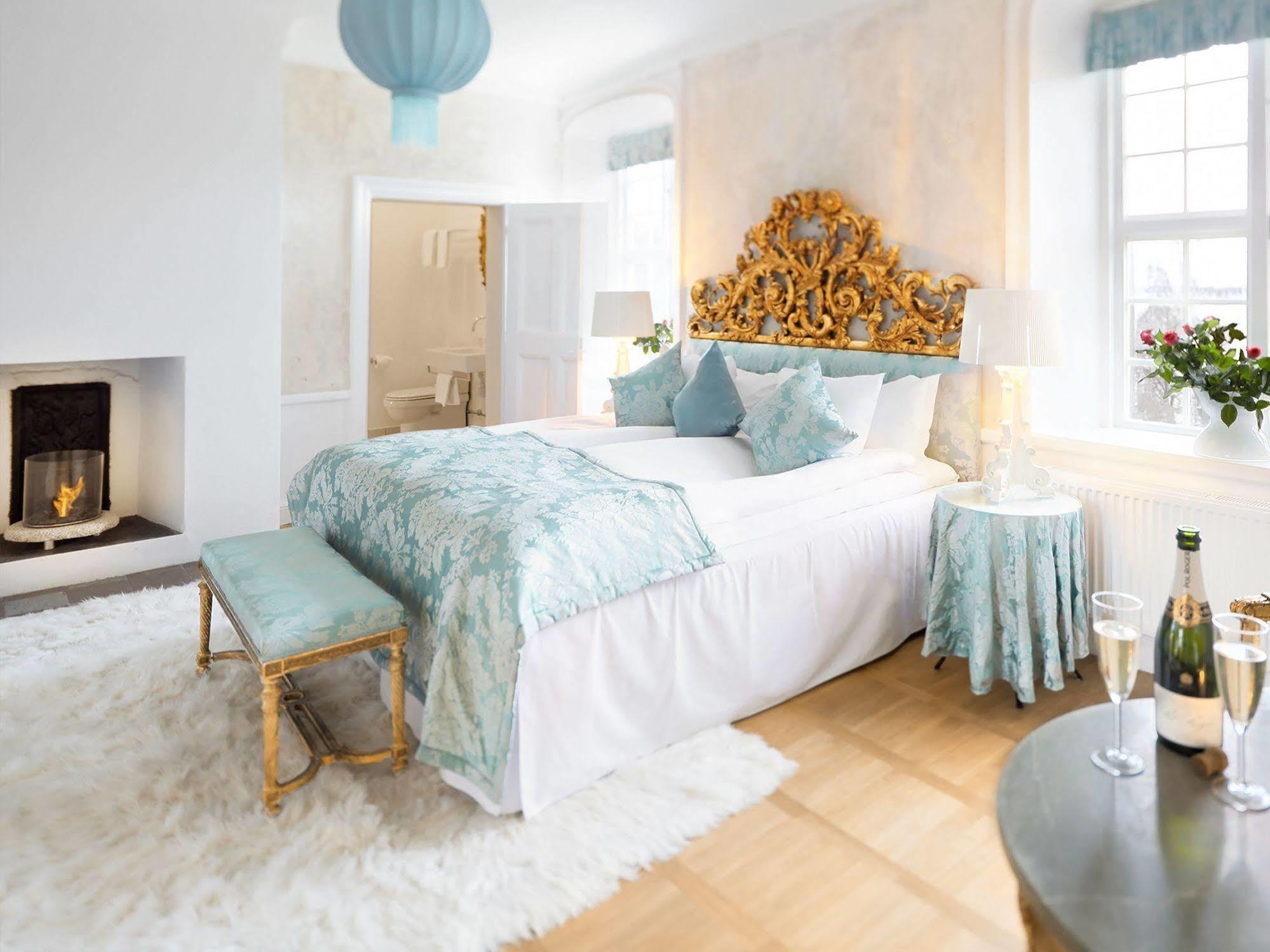 Goervaelns Slott Hotel Järfälla község Kültér fotó